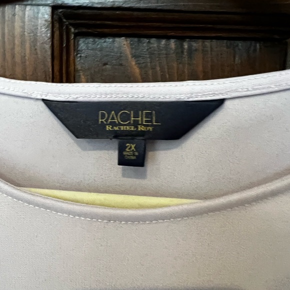 2X pale lavender tunic with sash, rarely worn - Picture 3 of 3